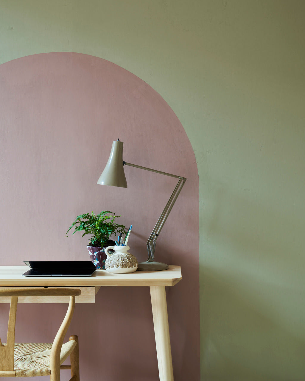 Sulking Room Pink No. 295