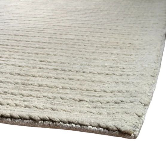 Leonora Rug