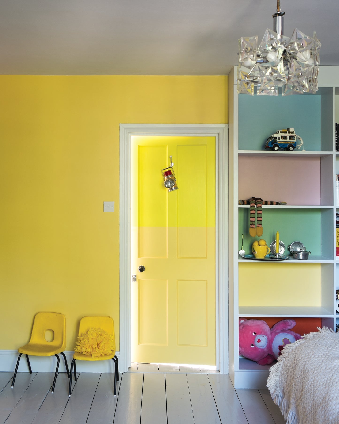 Dayroom Yellow No. 233